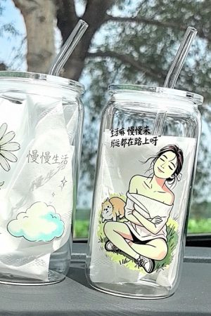 Aesthetic Borosilicate Glass Juice Jar with Lid & Straw